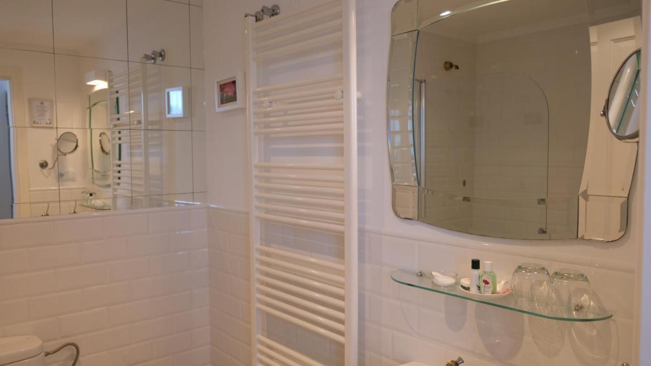 Hotel La Casa De Las Camelias Busto Kültér fotó