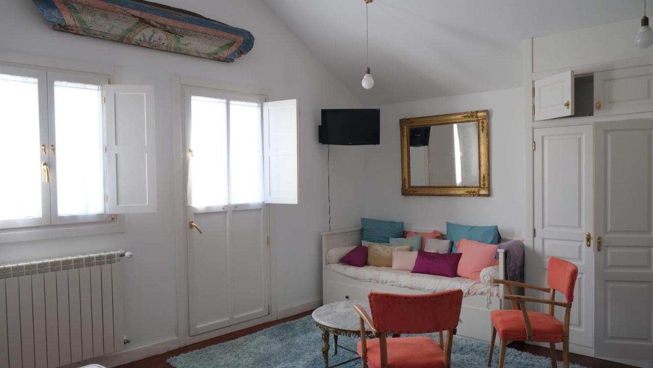 Hotel La Casa De Las Camelias Busto Kültér fotó