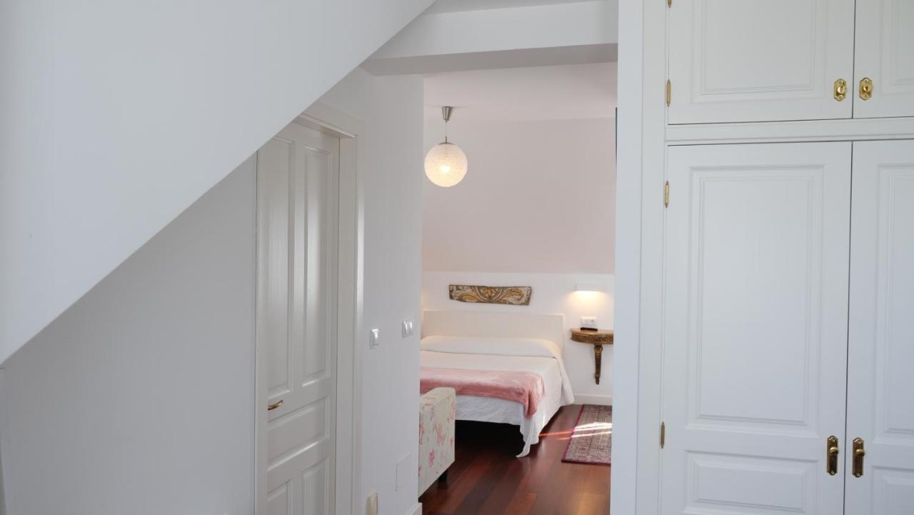 Hotel La Casa De Las Camelias Busto Kültér fotó