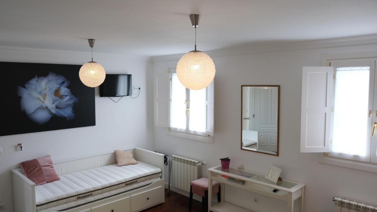 Hotel La Casa De Las Camelias Busto Kültér fotó